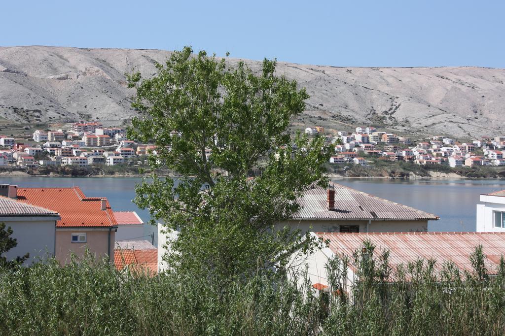 Apartments Miki Pag Town Exterior foto